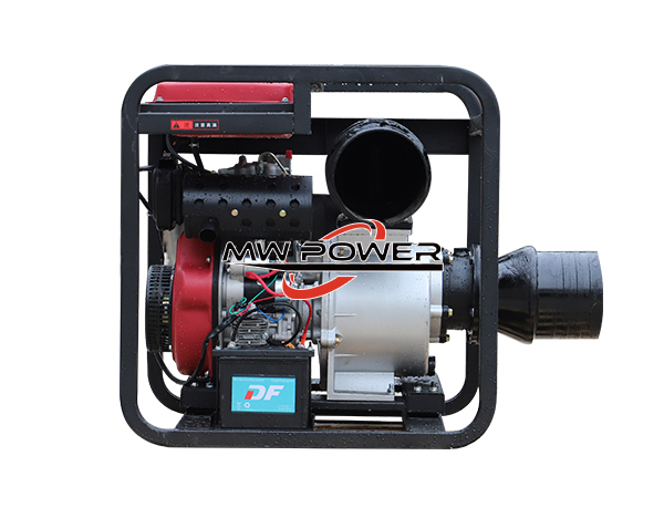 Pequeña bomba de agua diesel