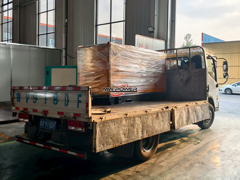 Carga y envío del generador yuchai de 30 kw